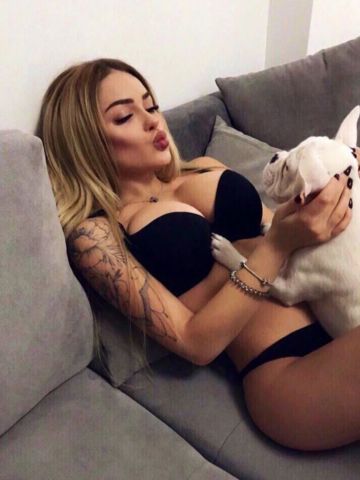 Юна